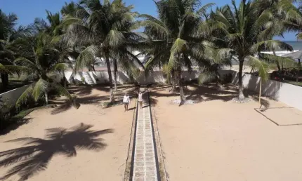 Casa em Condomínio para Venda em Camaçari, Interlagos, 3 dormitórios, 3 suítes, 4 banheiros, 2 vagas