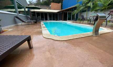 Casa para Locação em Camboriú, Várzea do Ranchinho, 3 dormitórios, 1 suíte, 3 banheiros, 4 vagas