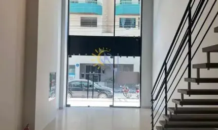Sala Comercial para Locação em Balneário Camboriú, Centro, 4 banheiros, 4 vagas