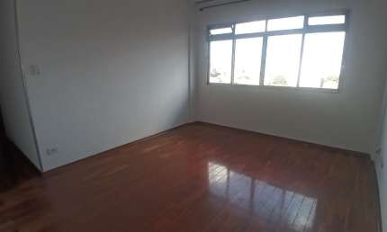 Aluga-se Apartamento 02 dormitórios com vaga na Bela Vista
