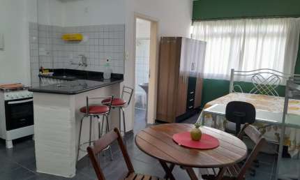 Aluga-se Kit mobiliada em ótima localização na Bela Vista
