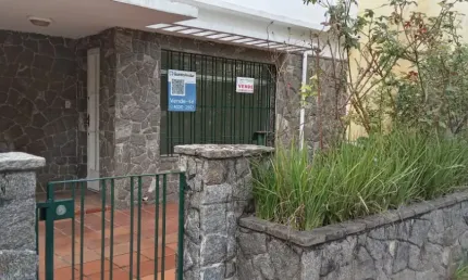 Vende-se casa 5 dormitórios e duas vagas na vila mariana