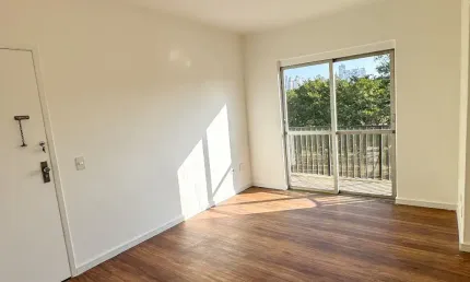 Vende-se Apartamento 03 dorm. com 01 suíte em Sto André