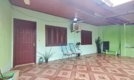 Casa com 2 quartos à venda no Jardim Algarve, Alvorada 