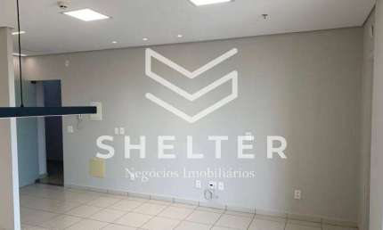 Invista Agora: Sala Comercial no Fórum – 38m² em Andar Alto por R$ 265 Mil!