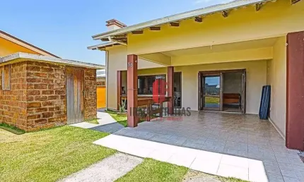 Casa com 2 dormitórios à venda, 100 m² por R$ 330.000,00 - Balneário Atlântico - Arroio do Sal/RS
