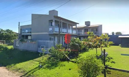 Sobrado à venda por R$ 250.000,00 - Balneário Atlântico - Arroio do Sal/RS