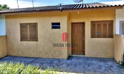 Casa com 2 dormitórios à venda por R$ 175.000,00 - Curumim - Capão da Canoa/RS