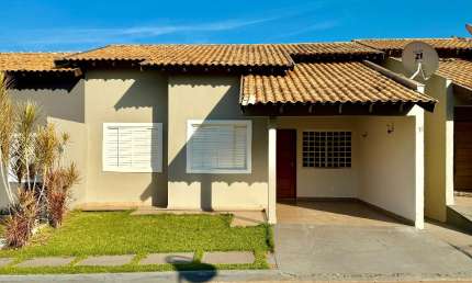 Casa com 3 quartos à venda na Rua Arcindo Sardo, 1185, Jardim das Américas, Londrina