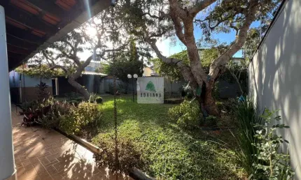 Casa Ampla Integra&amp;ccedil;&amp;atilde;o com Natureza  Terreno com 800 mts &amp;Aacute;rea Constru&amp;iacute;da  450 mts&amp;sup2;