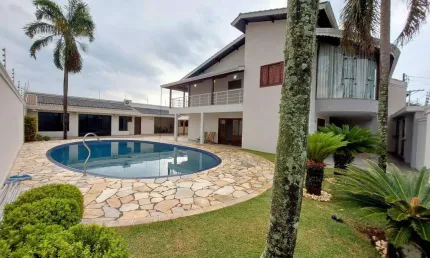 Casa no jdim paulista com 3 suítes espaçosas e avarandadas