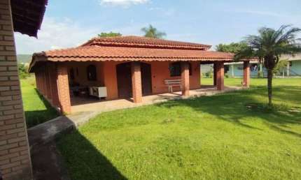 Chácara / sítio com 3 quartos à venda no Guaxinduva, Atibaia 