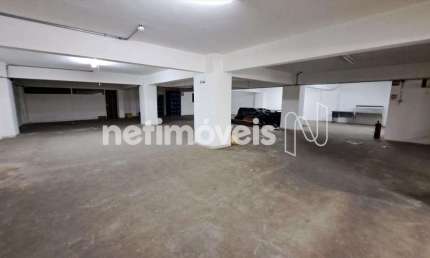 Loja para Alugar no Bairro Santo Antônio com Área de 750 m² Disponível para Locação