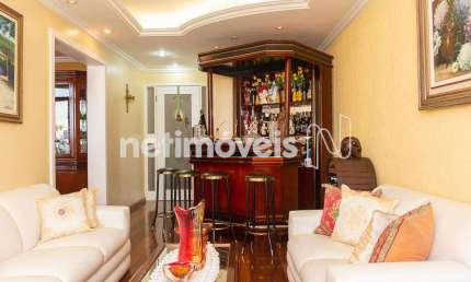 Apartamento à venda no bairro Coração de Jesus com 4 dormitórios/quartos e 194 m².