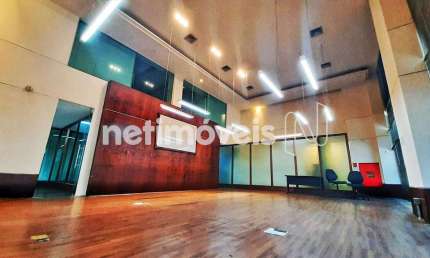 Loja para Aluguel no bairro Funcionários com 600m² de Área Útil disponível.