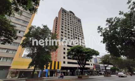 Escritório à venda/aluguel no Centro com área útil de 27 m² disponível agora!
