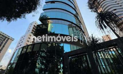 Apartamento à venda no bairro Lourdes com 351 m² e 4 dormitórios/quartos disponíveis.