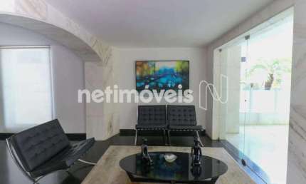 Apartamento à venda no bairro Luxemburgo com 135 m² e 4 dormitórios/quartos disponíveis