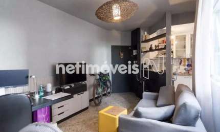 Apartamento à venda no bairro Santa Efigênia com 40 m² e 1 dormitório/quarto disponível
