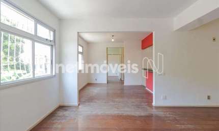 Apartamento à venda com 110 m², 3 dormitórios no bairro Serra. Aproveite!