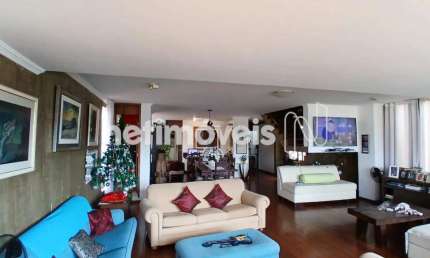 Cobertura para alugar no bairro Santa Lúcia com 4 dormitórios e 303 m².
