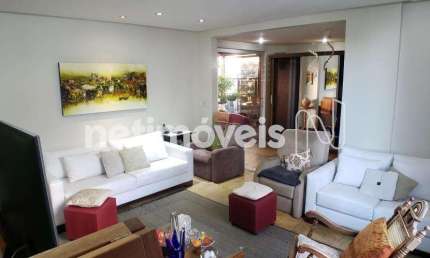 Cobertura à venda no bairro Santo Antônio com 3 dormitórios e 330m² disponíveis