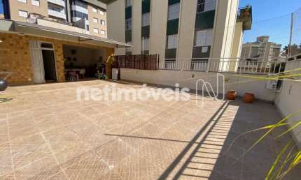 Cobertura à venda no bairro Santo Antônio com 360m² e 4 dormitórios/quartos.