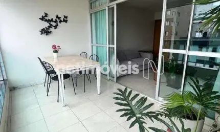 Apartamento à venda no bairro Buritis com 117 m² e 3 dormitórios/quartos.