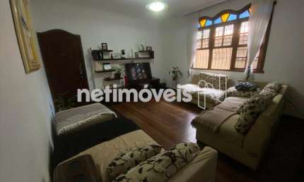 Apartamento à venda no bairro Sion com 222 m² e 4 dormitórios/quartos disponíveis.