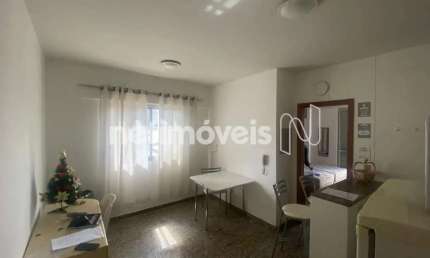 Apartamento à venda no bairro Funcionários com 35 m² e 1 dormitório/quarto.