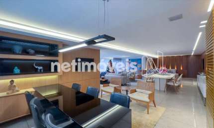 Apartamento à venda no bairro Belvedere com 215 m² e 4 dormitórios/quartos