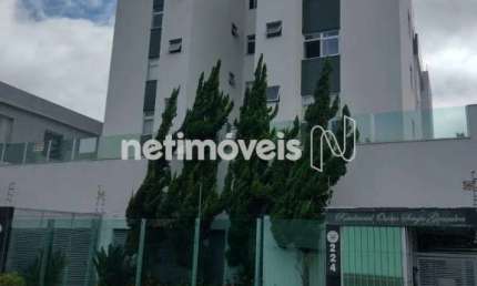 Cobertura à venda no bairro Padre Eustáquio com 173 m² e 3 dormitórios/quartos.