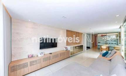 Apartamento à venda na Barroca com 300 m² e 4 dormitórios/quartos disponíveis.