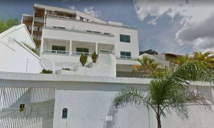 Casa residencial à venda no bairro Santa Lúcia com 600 m² e 3 dormitórios/quartos.