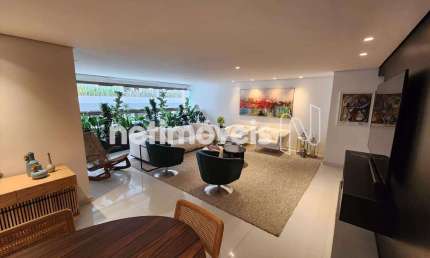 Apartamento à venda no Gutierrez com 4 dormitórios e 154 m² de área útil