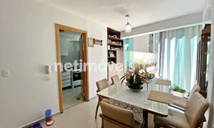 Apartamento à venda no Centro com 171 m² e 2 dormitórios/quartos disponíveis.