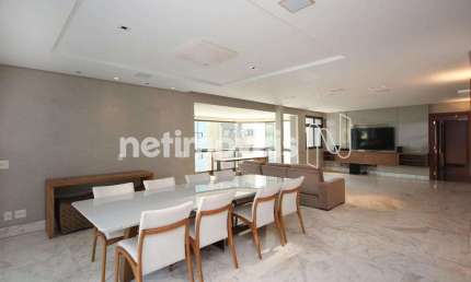 Apartamento à venda no bairro Serra com 280 m² e 4 dormitórios/quartos disponíveis