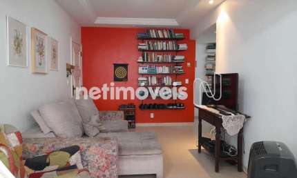 Apartamento à venda no bairro Sagrada Família com 4 dormitórios e 112 m² de área útil