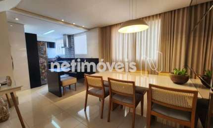 Cobertura com 130m² à venda, 2 dormitórios, bairro Cruzeiro - Oportunidade!