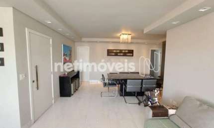 Apartamento à venda no bairro Prado com 140 m² e 4 dormitórios/quartos disponíveis.
