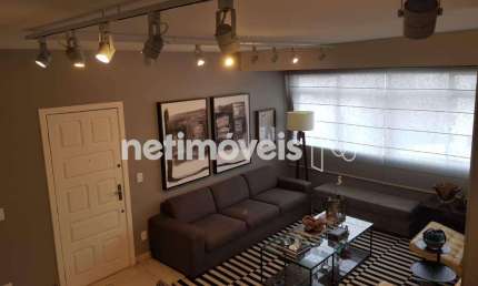 Apartamento cobertura à venda no bairro Buritis com 254 m² e 5 dormitórios/quartos.