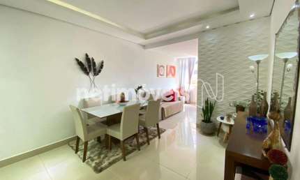 Apartamento à venda no Centro - 90 m² com 3 dormitórios/quartos disponíveis!
