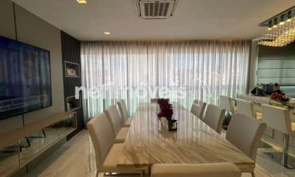 Cobertura à venda no bairro Lourdes, 217 m², 2 dormitórios/quartos disponíveis.