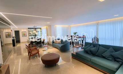 Apartamento à venda no bairro Gutierrez com 222 m² e 4 dormitórios/quartos disponíveis.