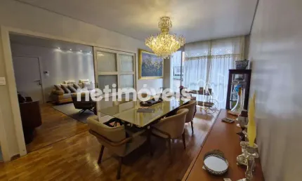 Apartamento à venda na Savassi com 140m² e 4 dormitórios/quartos disponíveis