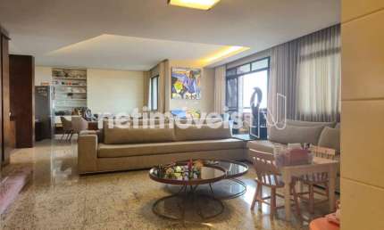 Apartamento à venda no bairro Belvedere com 217 m² e 4 dormitórios/quartos disponíveis.