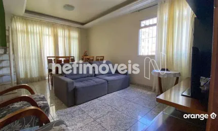 Cobertura à venda com 4 dormitórios no bairro Prado, área de 194 m².