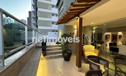 Apartamento cobertura à venda no bairro Luxemburgo com 450 m² e 4 dormitórios/quartos.