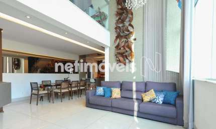 Cobertura à venda no bairro Funcionários com 340 m² e 4 dormitórios/quartos.