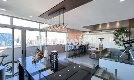 Cobertura à venda no bairro Santo Agostinho com 134m² e 2 dormitórios/quartos